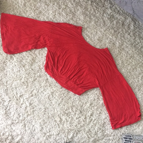 Turn of Events Red Reversible Long Sleeve Crop Top - Picture 4 of 5